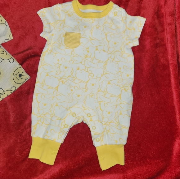 Disney Baby Winne The Pooh Shirt and Romper Bundle Size 0-3 Months - Picture 4 of 6